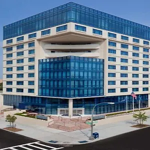 Vista Lic Hotel, Premier Collection By Western Nowy Jork