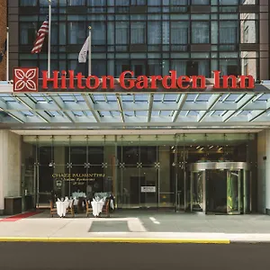 Hilton Garden Times Square North Отель